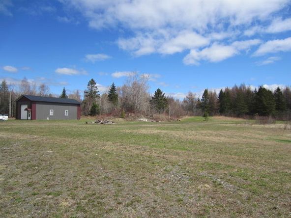 29 Sawmil Lane, Island Falls, ME 04747